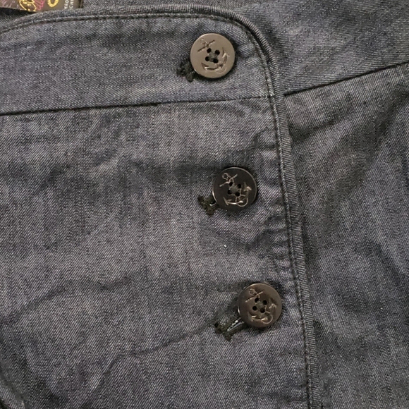 Aritzia Talula Shorts - Picture 2 of 4